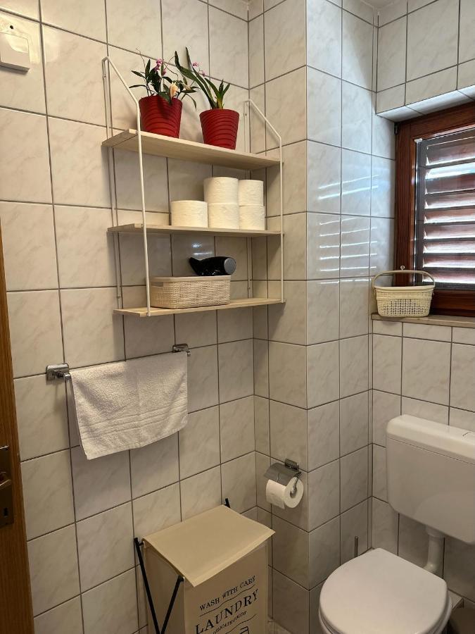 Family Apartment מאקרסקה מראה חיצוני תמונה